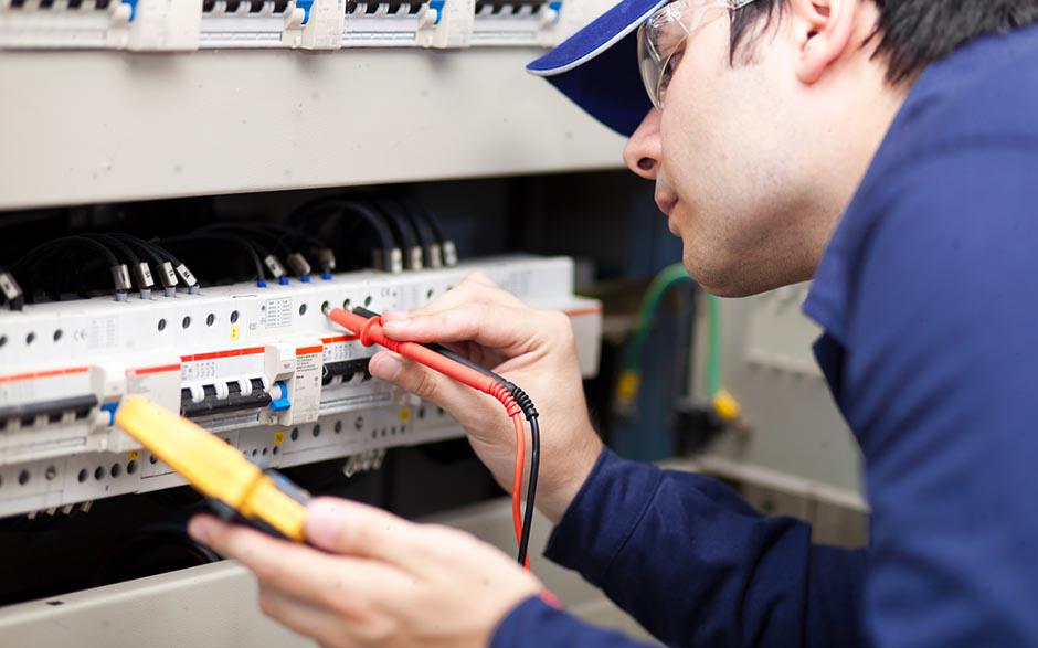 tarifs électricien Versailles